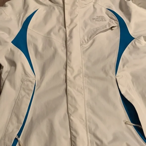 The North Face Women’s Snow Jacket SZ Medium - Picture 4 of 16